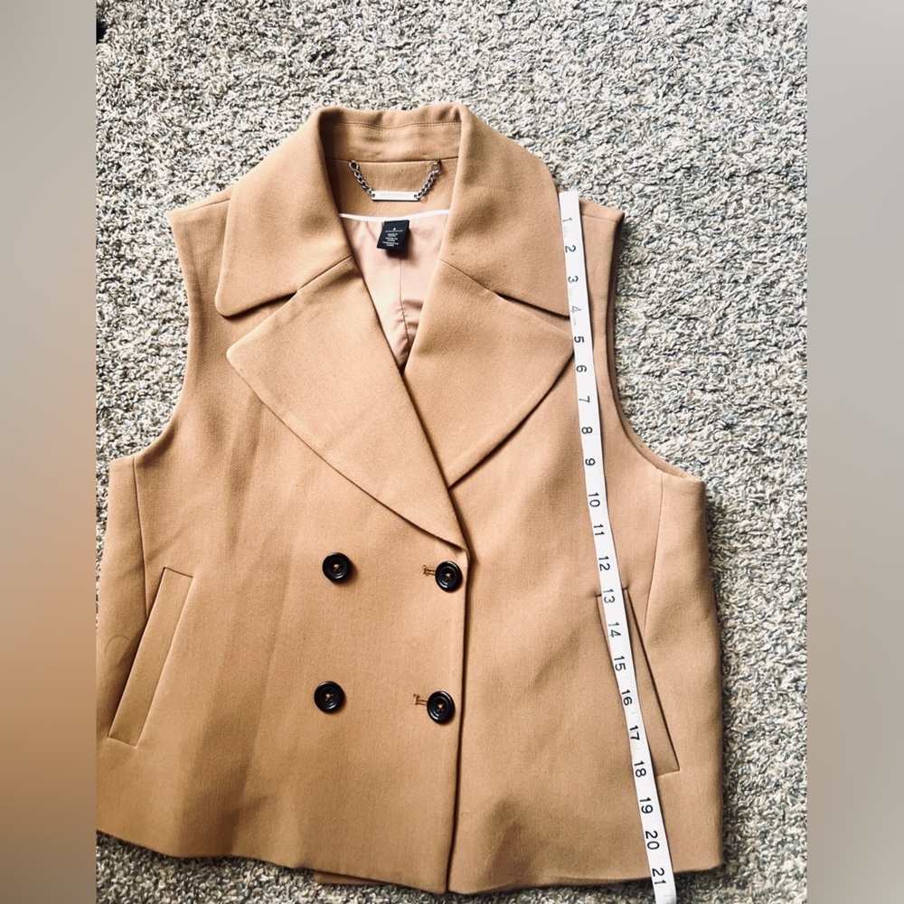 White House Black Market Tan Tailored Vest with Wide Lapels Button Style Size 8 - Picture 6 of 6